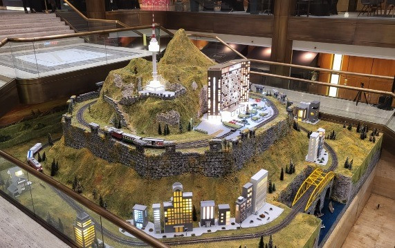 Bộ xe lửa khách sạn Millennium, Đèn Giáng Sinh tại Seoul, Hàn Quốc