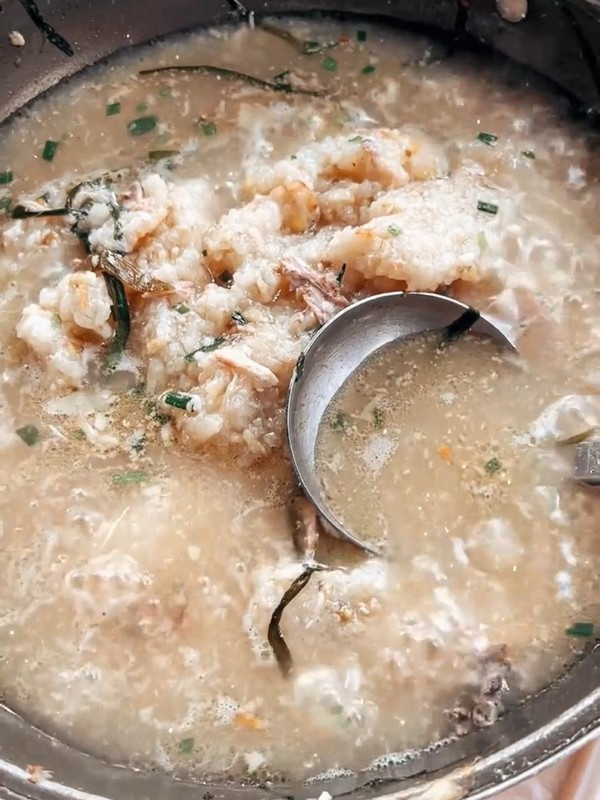 Cháo gà tại Donggigan