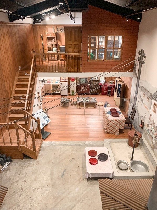 Không gian bên trong Bảo tàng Khách sạn Daebul