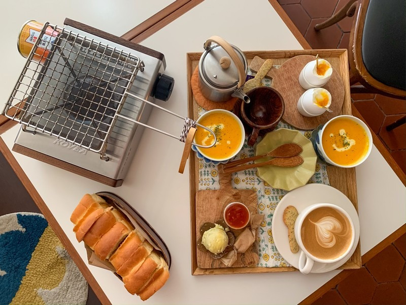 Không gian quán Moment Coffee, Hongdae, Seoul, Hàn Quốc