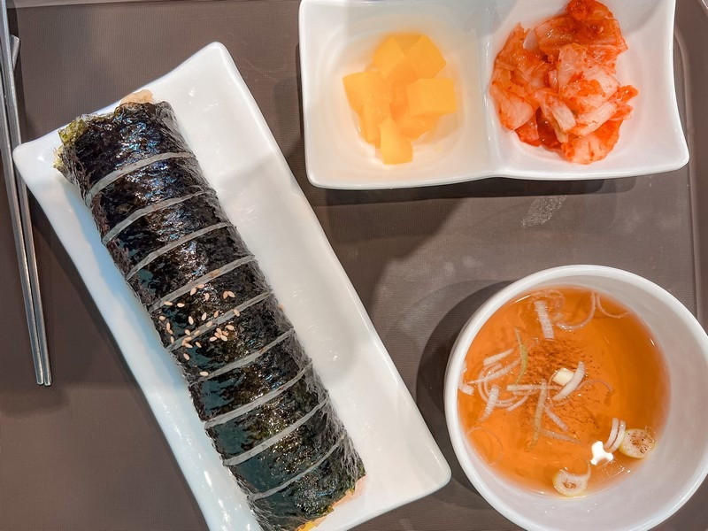 Kimbap/gimbap Hàn Quốc, món ăn Hàn Quốc