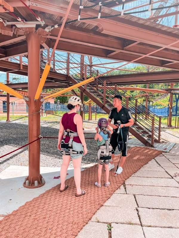 Một số hoạt động tại Gaya Theme Park