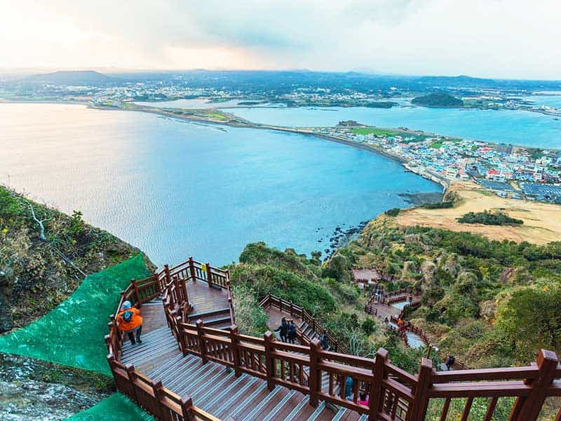 V vẻ đẹp thiên đường Jeju